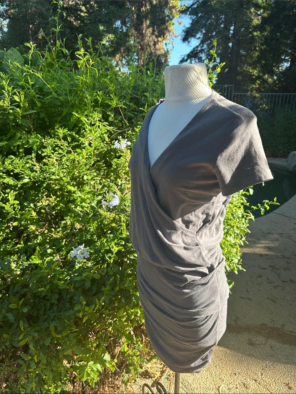 James Perse V-Neck Jersey Dress in Slate Grey - Picture 3 of 7